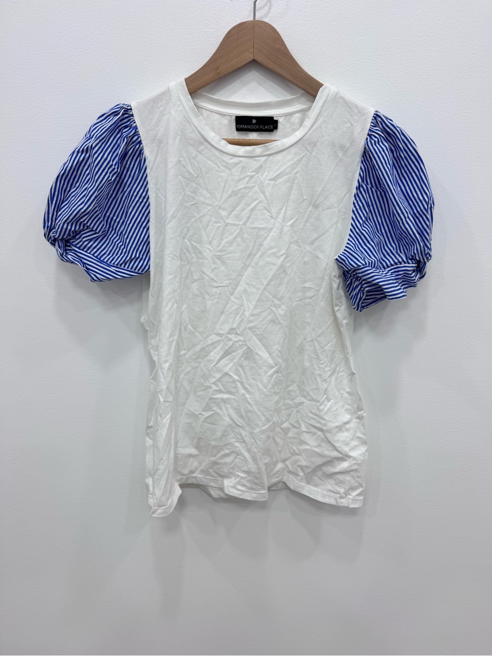 Tuckernuck Pomander Place white blue puff sleeve cotton top blouse sz Large